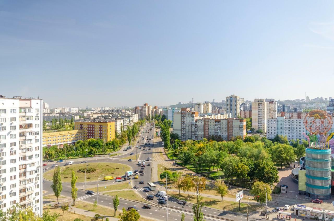 Artal Apartment On Obolonskaya Square 3 Kiev Luaran gambar