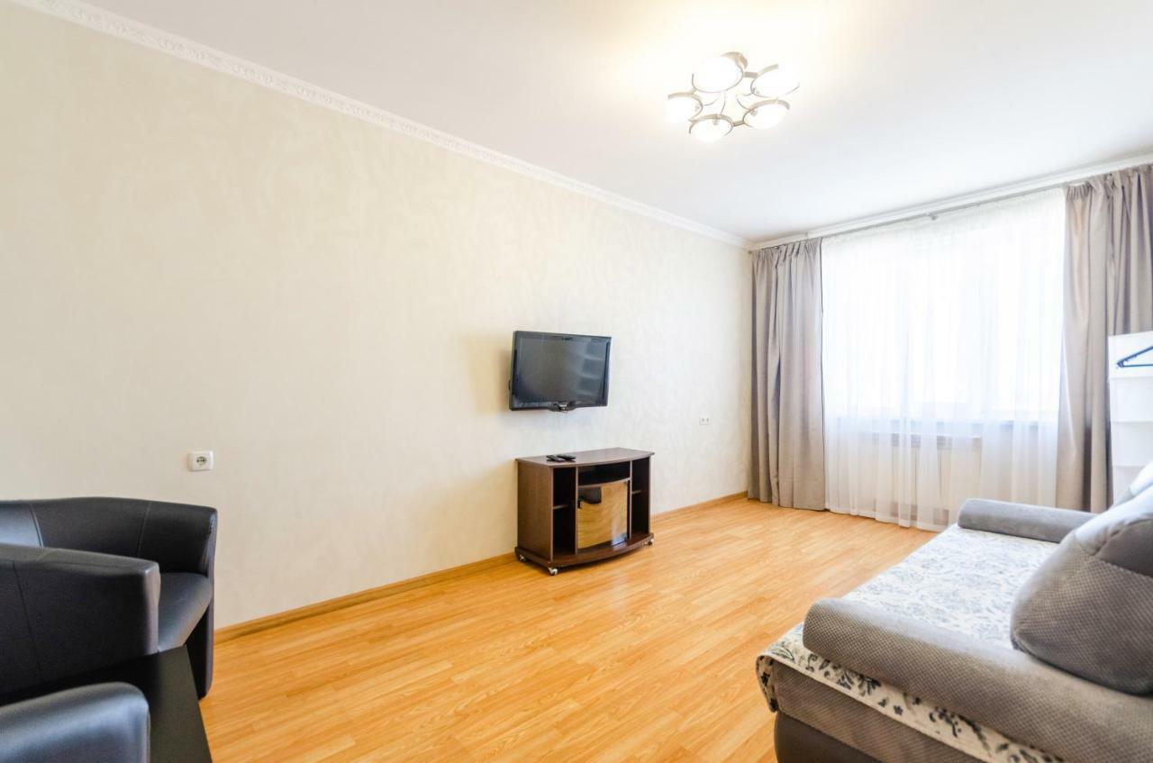 Artal Apartment On Obolonskaya Square 3 Kiev Luaran gambar